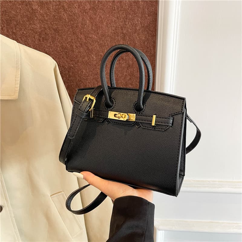 2wayバッグ 上品クラシック金具付き2wayショルダー