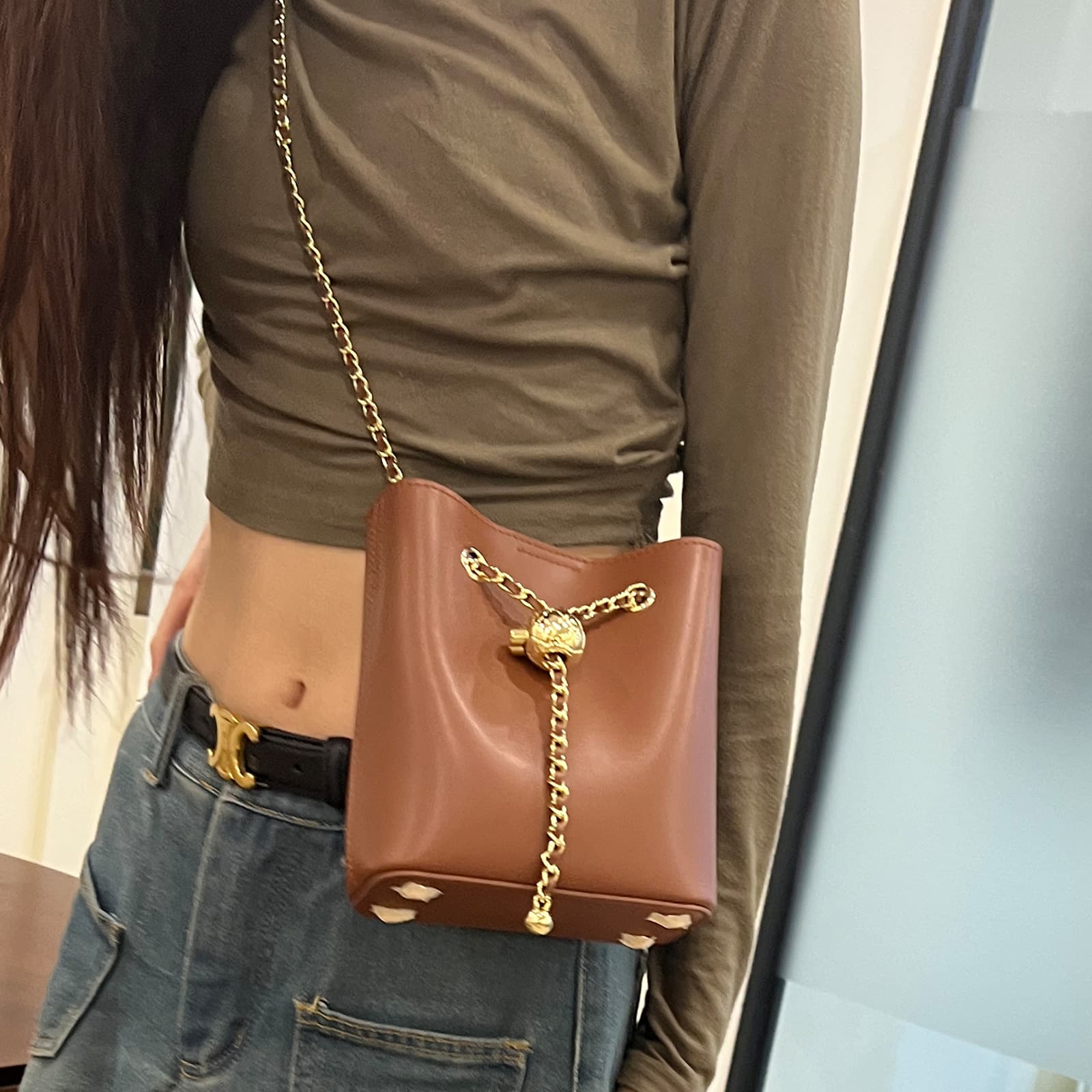 2wayバッグ 上品レザー巾着ショルダー